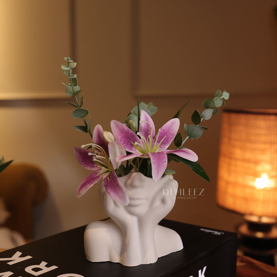 Lady Pot with Flowers