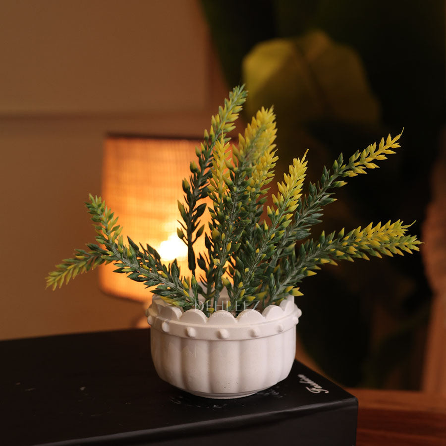 Fence Pot with stems