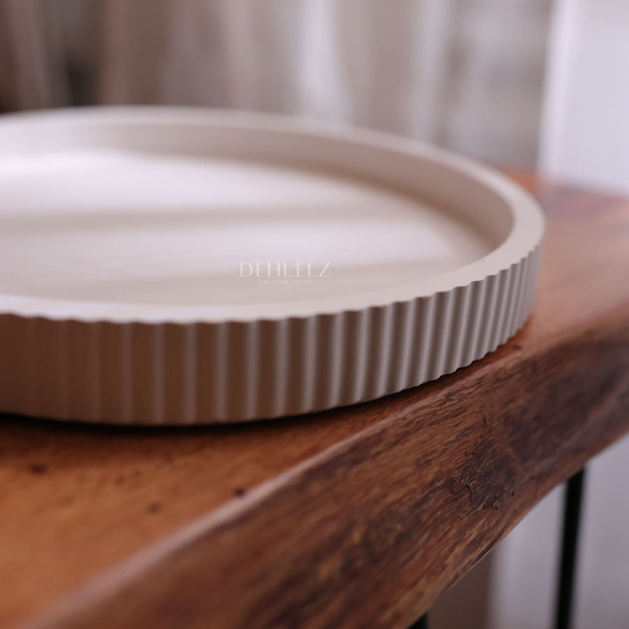 Ribbed Round Tray