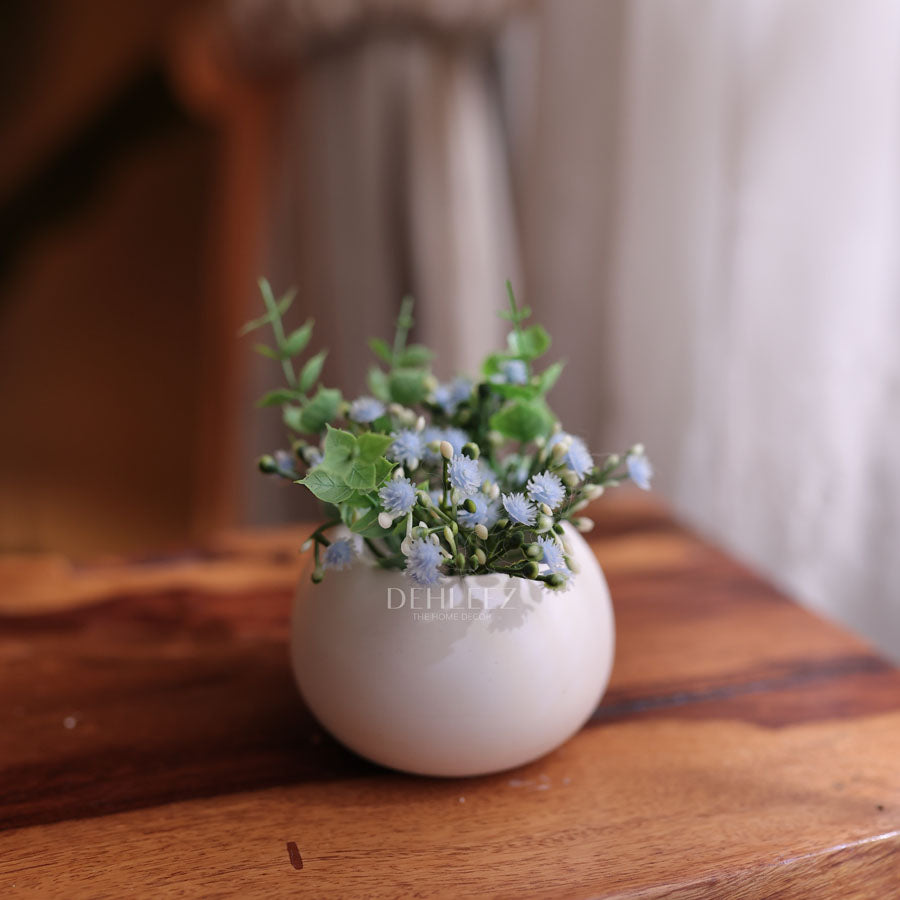 Mini Round Pot with artificial baby breath