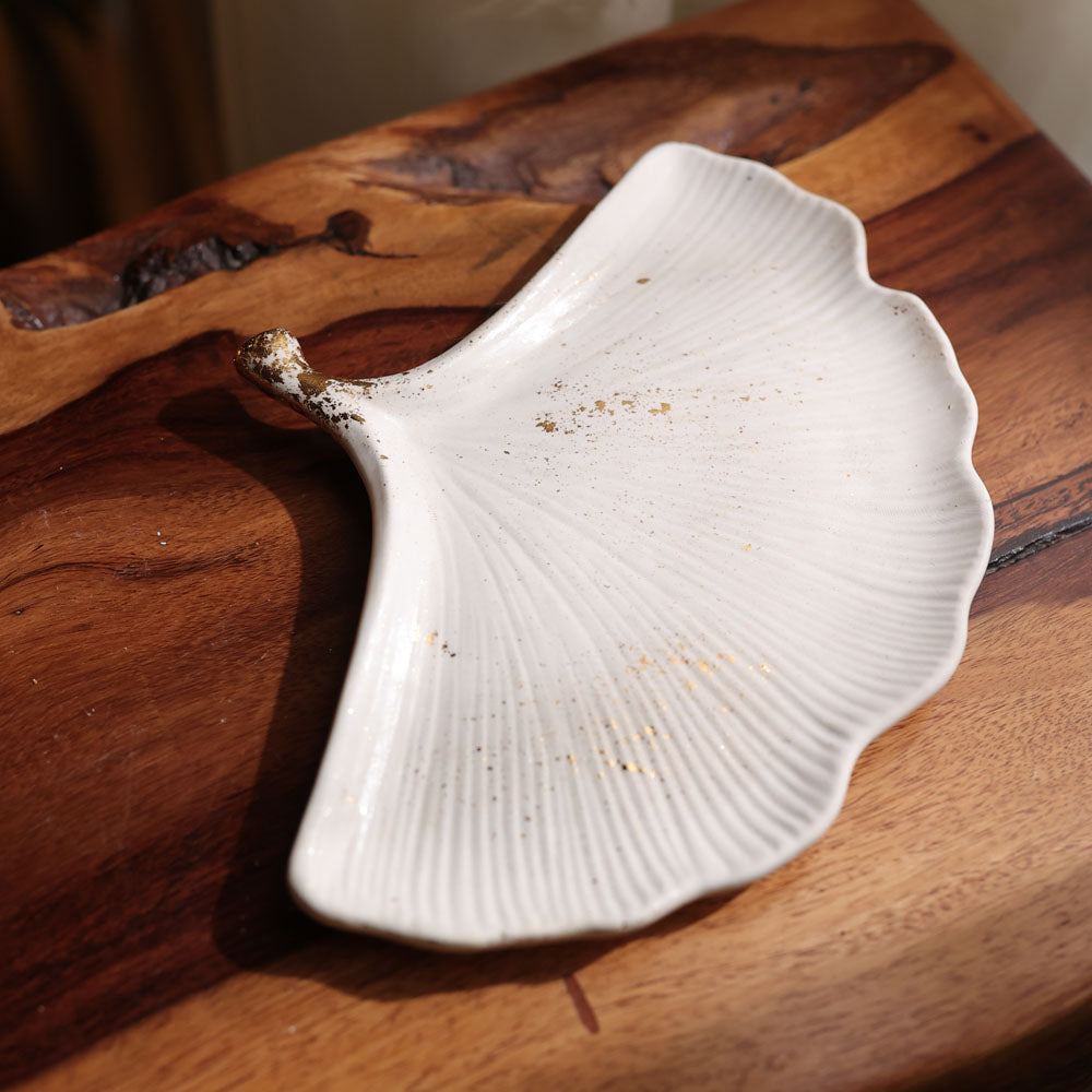Feather Tray