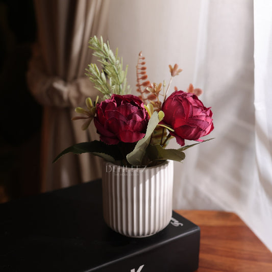 Strip Pot with Flowers
