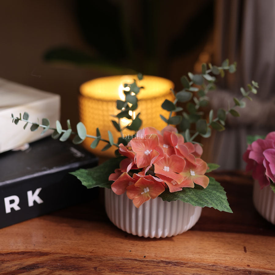 Ribbed Pot with artificial hydrangea Flower