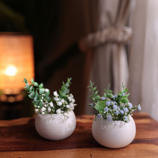 Mini Round Pot with artificial baby breath