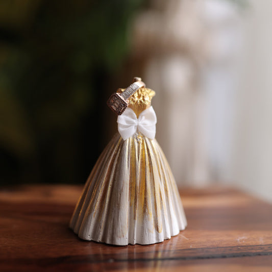 Lady Ring Holder with bow