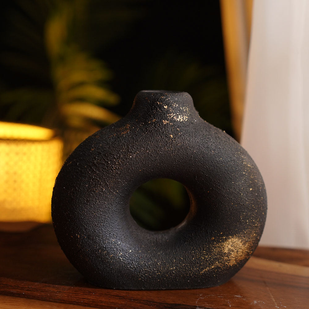 Textured Donut Vase